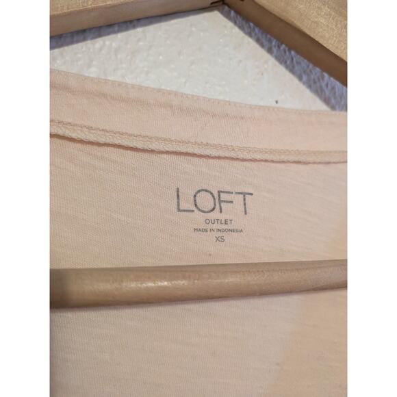 Loft outlet peach colored quarter sleeve basic tee size XS - Picture 3 of 7